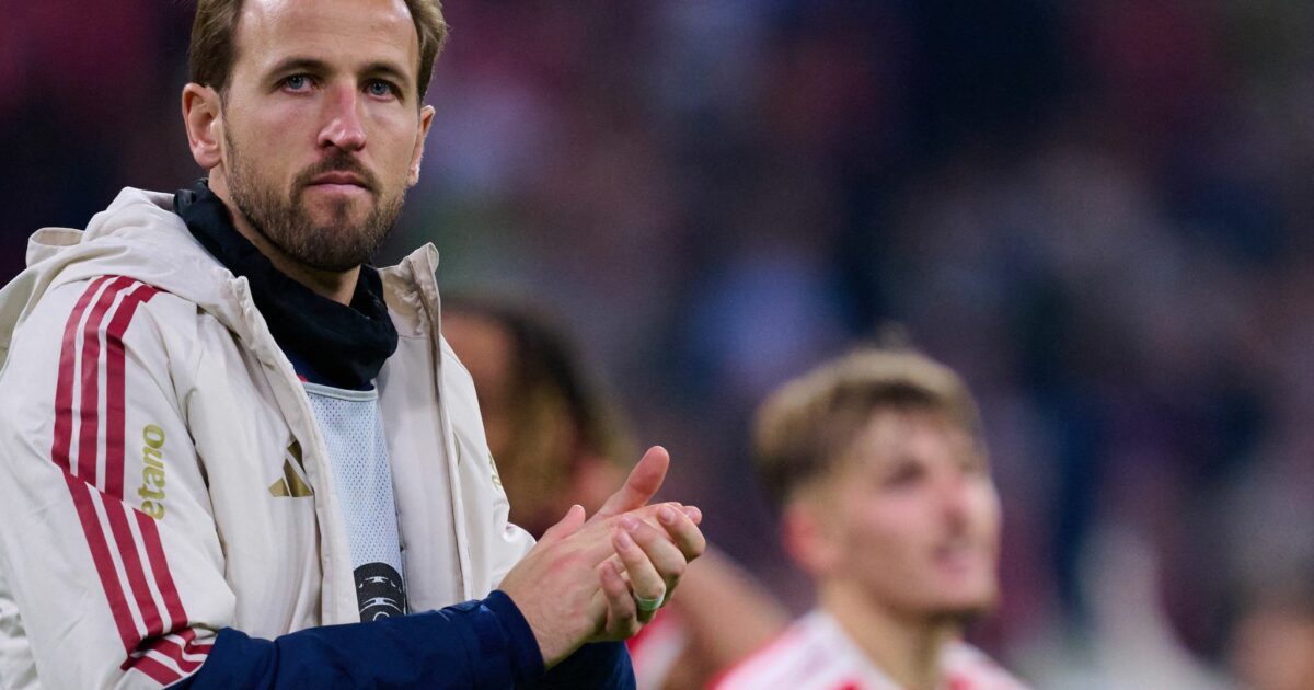 Harry Kane klatscht nach dem 6:1 gegen Magdeburg.