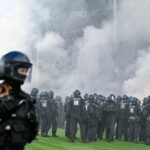 Das Pokal-Derby zwischen Waldhof Mannheim und Kaiserslautern stand kurz vor dem Abbruch. (Archivbild)