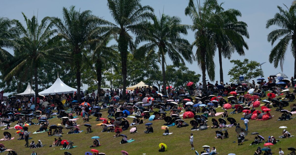 Die Abreise ist für die Fans in Malaysia eine große Herausforderung.