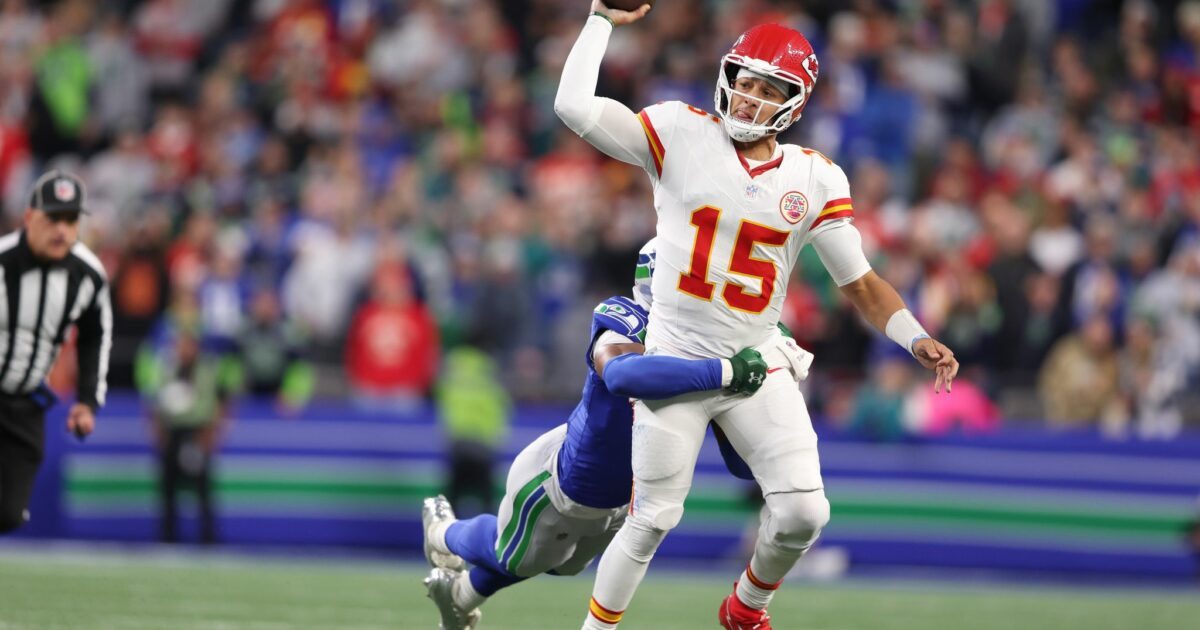 Quarterback-Star Patrick Mahomes hatte gegen Seattle einen schweren Stand.