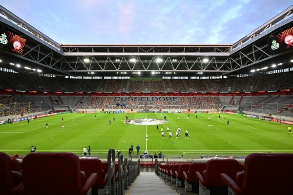 Union St. Gilloise und Hapoel Beerscheva spielten ohne Zuschauer in Düsseldorf.