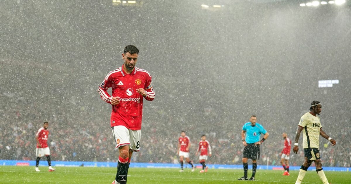 Bruno Fernandes kritisierte die Taktik von Trainer Michael Carrick. (Archivbild)