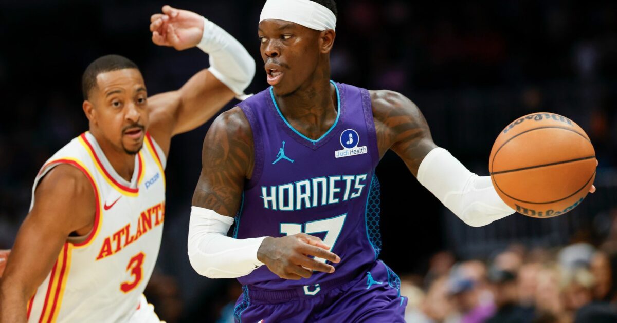 Dennis Schröder (r.) tat sich gegen sein Ex-Team aus Atlanta schwer.