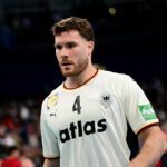 Johannes Golla bleibt Kapitän der deutschen Handball-Nationalmannschaft. (Archivbild)