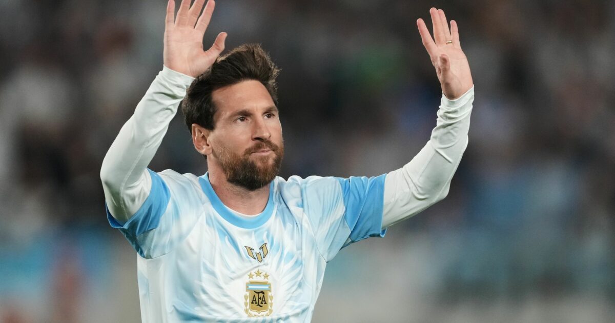 Lionel Messi vor seinem Abschiedsspiel für die argentinische Nationalmannschaft gegen Benin.