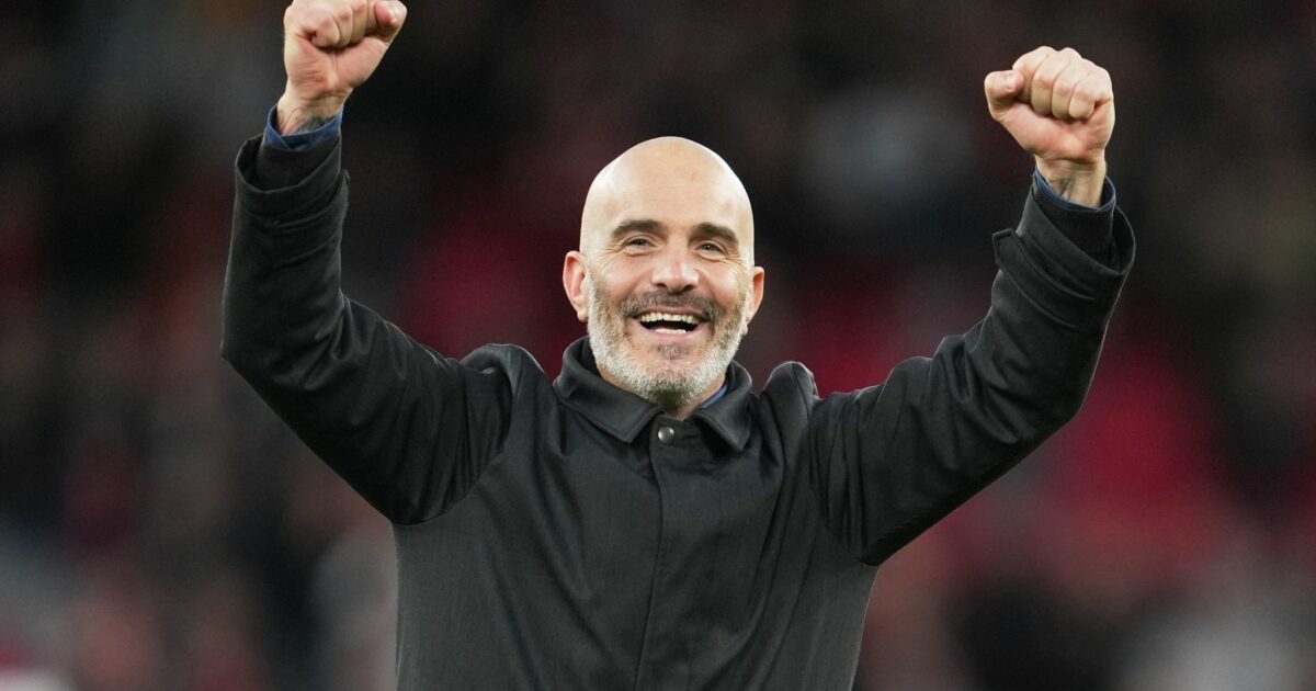 Manchester Citys Trainer Enzo Maresca.
