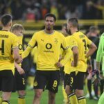 Felix Nmecha (M) und Borussia Dortmund haben gegen Werder Bremen spät zwei Punkte verschenkt.