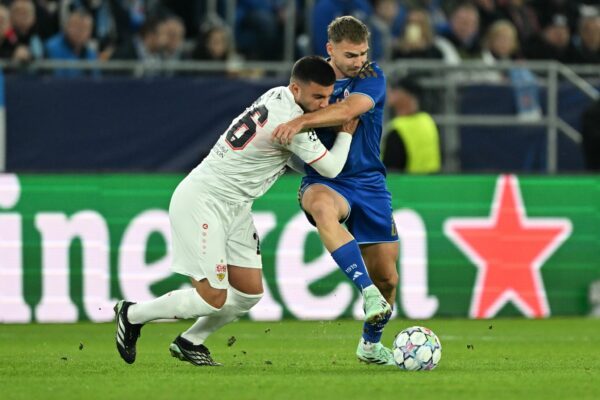 Hat die Zweifel beiseitegeschoben: VfB-Kapitän Deniz Undav (l).