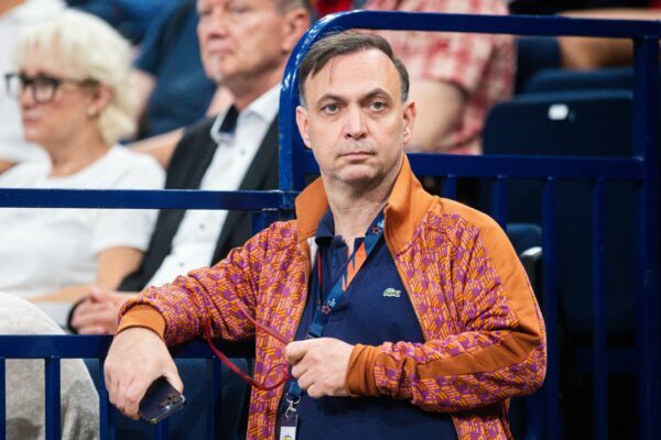 Füchse-Boss Bob Hanning legt viel Wert auf Disziplin. (Archivbild)
