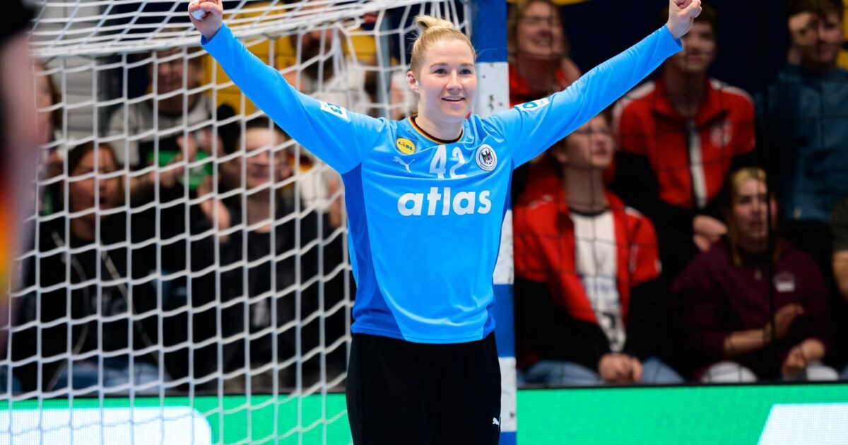 DHB-Torfrau Katharina Filter glänzt beim Sieg gegen Dänemark.