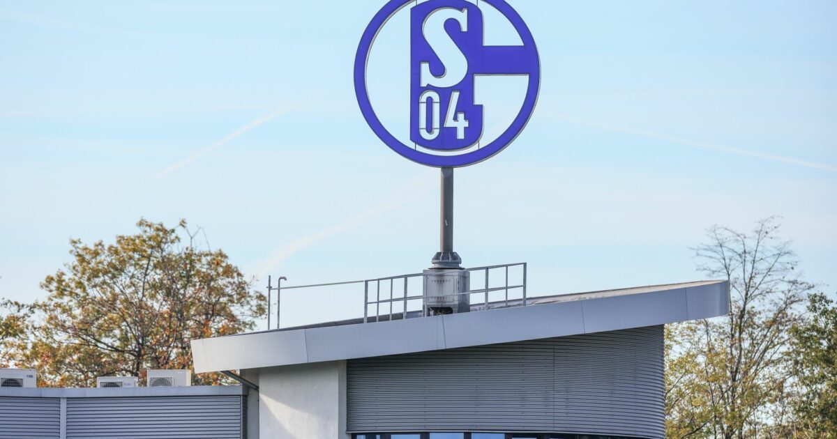 Der FC Schalke 04 hat die vergangenen drei vollen Geschäftsjahre mit einem positiven Konzernergebnis beendet. (Symbolbild)