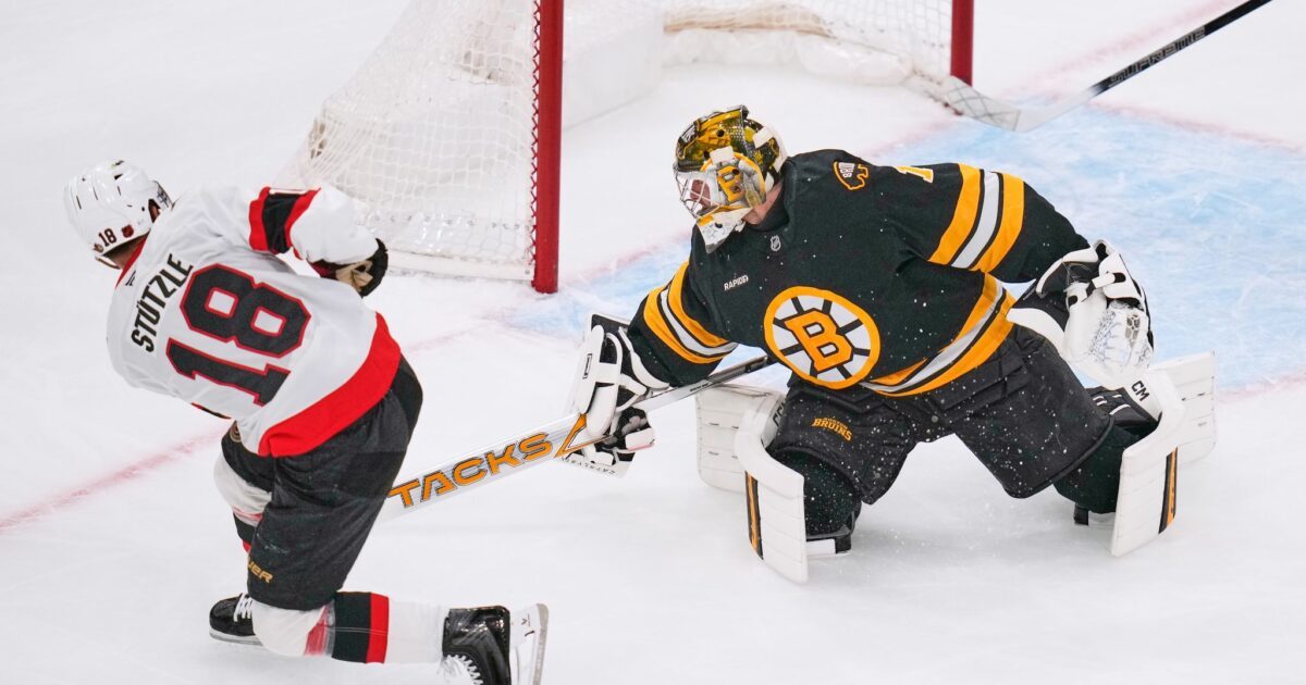 Tim Stützle traf schon im ersten Drittel doppelt gegen die Bruins.