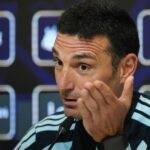 Lionel Scaloni soll sich mit dem Verband über einen neuen Vertrag praktisch einig sein. (Archivbild)