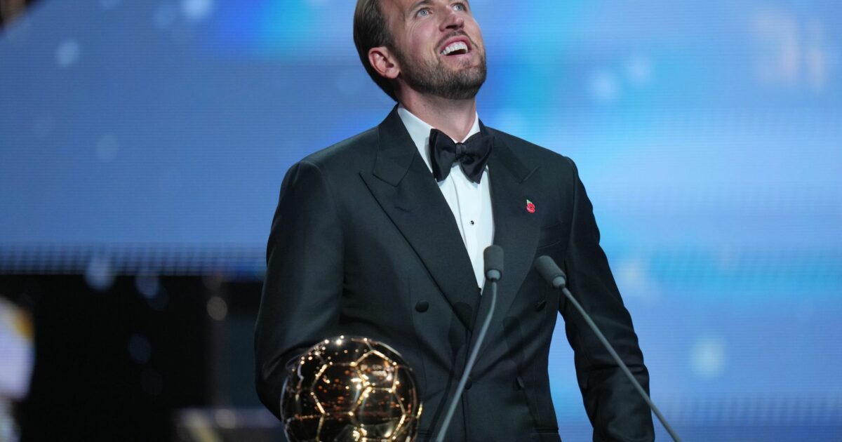 Harry Kane ist mit dem Ballon d'Or ausgezeichnet worden.