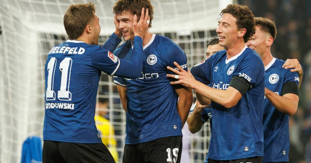 Maximilian Großer bringt Bielefeld in Führung.