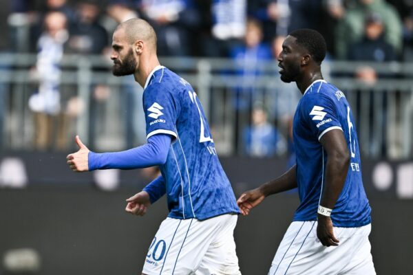 Unglücklich vor dem 0:1-Rückstand - Schütze zum wegweisenden 2:1: Darmstadts Aleksandar Vukotic (links).