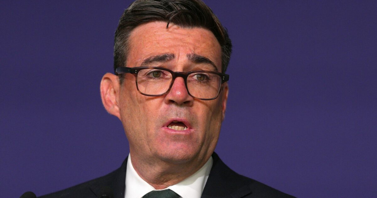 Steht wegen seiner Aussagen zu den City-Bossen in der Kritik: Premierminister Burnham. (Archivbild)