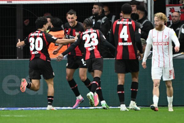 Schicks Rekordtor lässt Leverkusen zum 2:1 jubeln.