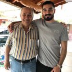 Ilkay Gündogan mit seinem Opa Ismail. (Handout)