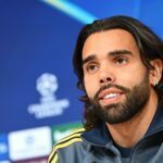 Arsenal-Torwart David Raya spricht in München über Manuel Neuer.