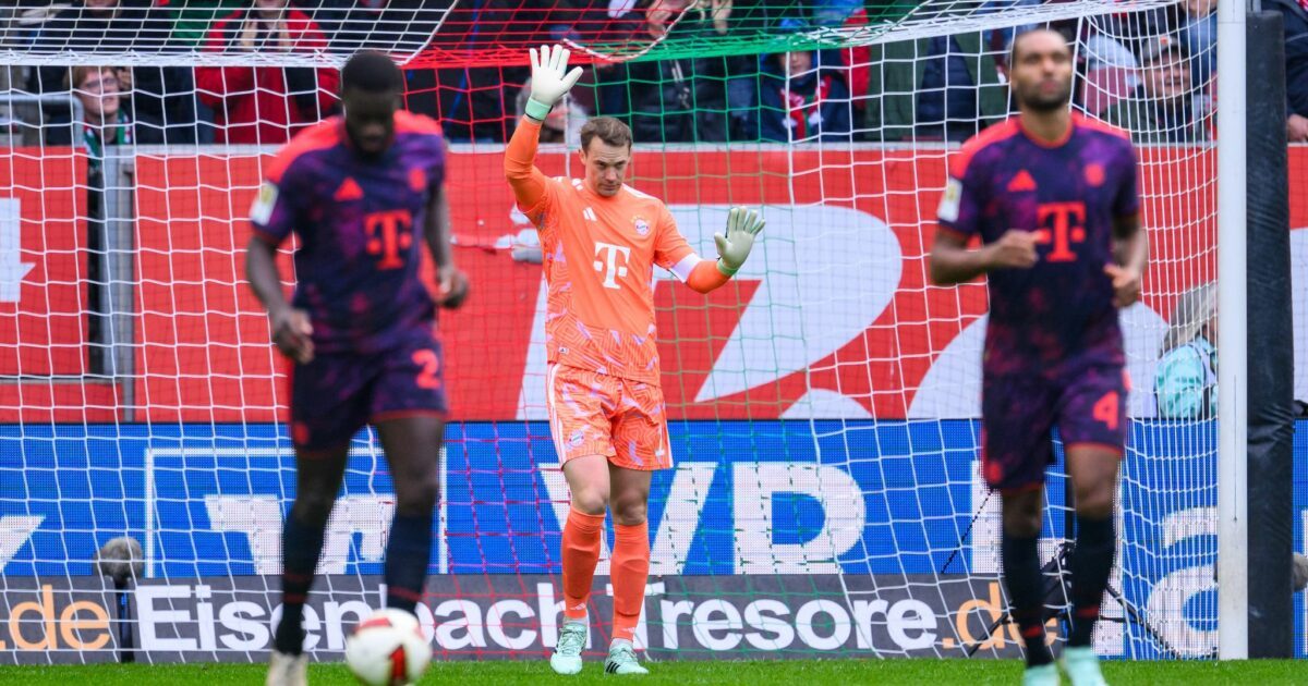 Bayern-Torwart Manuel Neuer nach seinem fatalen Patzer.