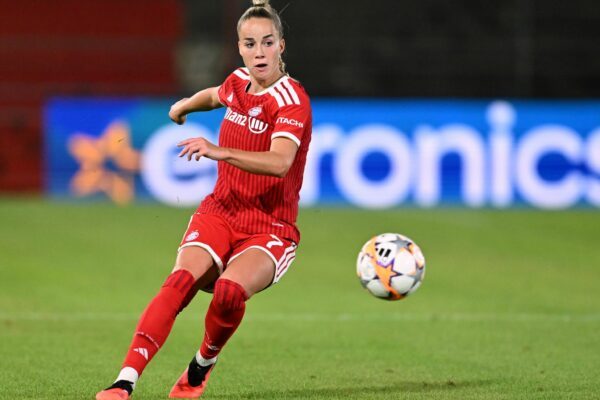 Giulia Gwinn musste gegen Frankfurt ausgewechselt werden. (Archivbild)