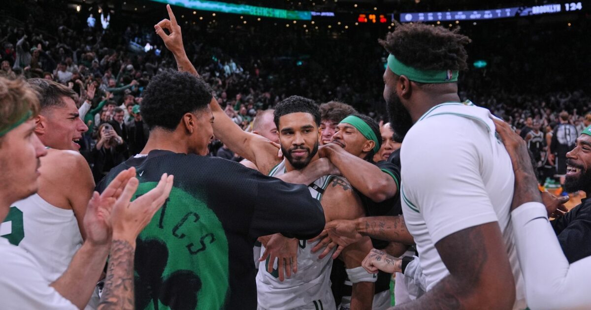 Jayson Tatum warf Boston gegen Brooklyn in letzter Sekunde zum Sieg.