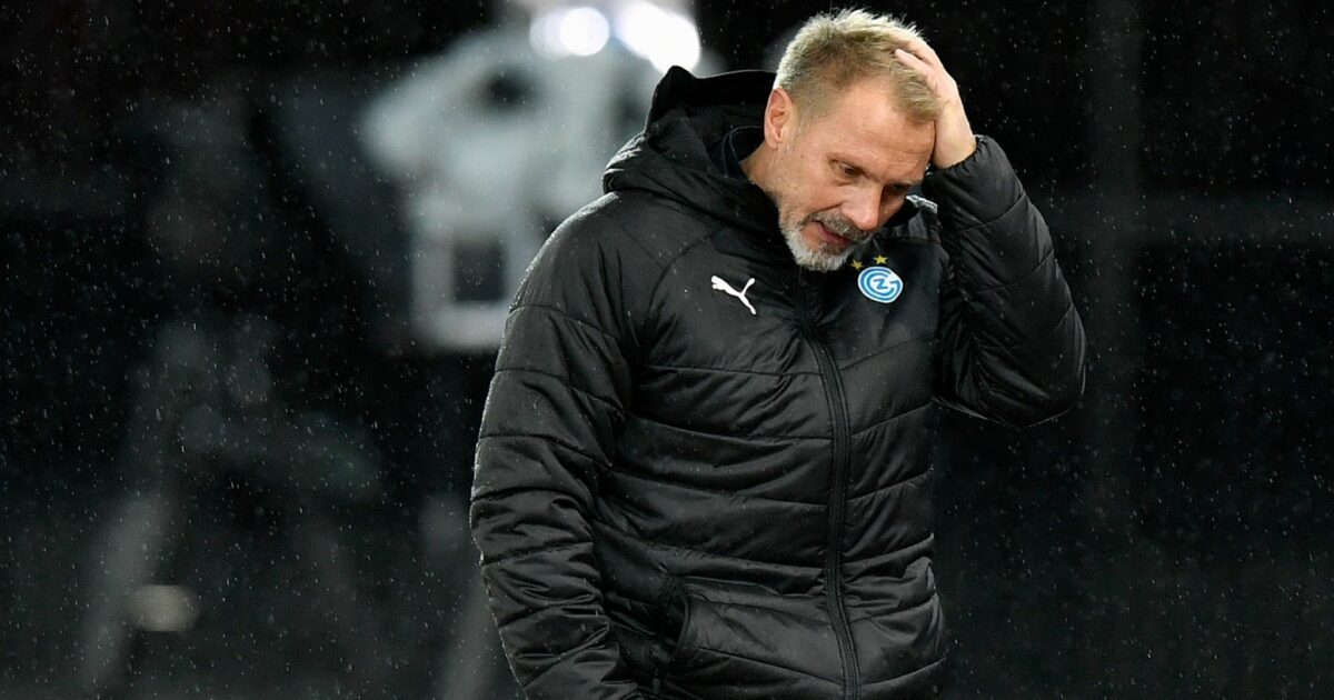 Thorsten Fink ist seinen Job in der Türkei los. (Archivbild)