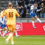 Siegtreffer in der Nachspielzeit: Brekalo (M) sorgt für den Hertha-Sieg.