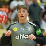 Kurz vor der Heim-WM fällt Handballer Nils Lichtlein mehrere Wochen verletzt aus. (Archivbild)