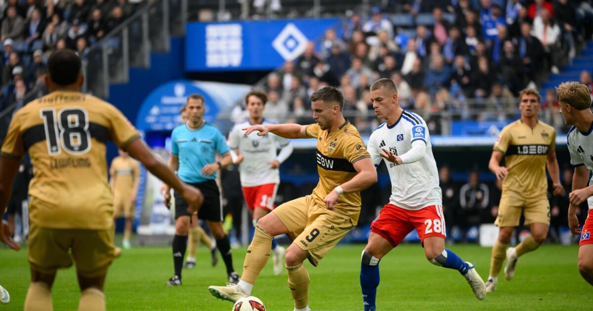 Ermedin Demirovic (l) vergab zwei gute Chancen für den VfB.