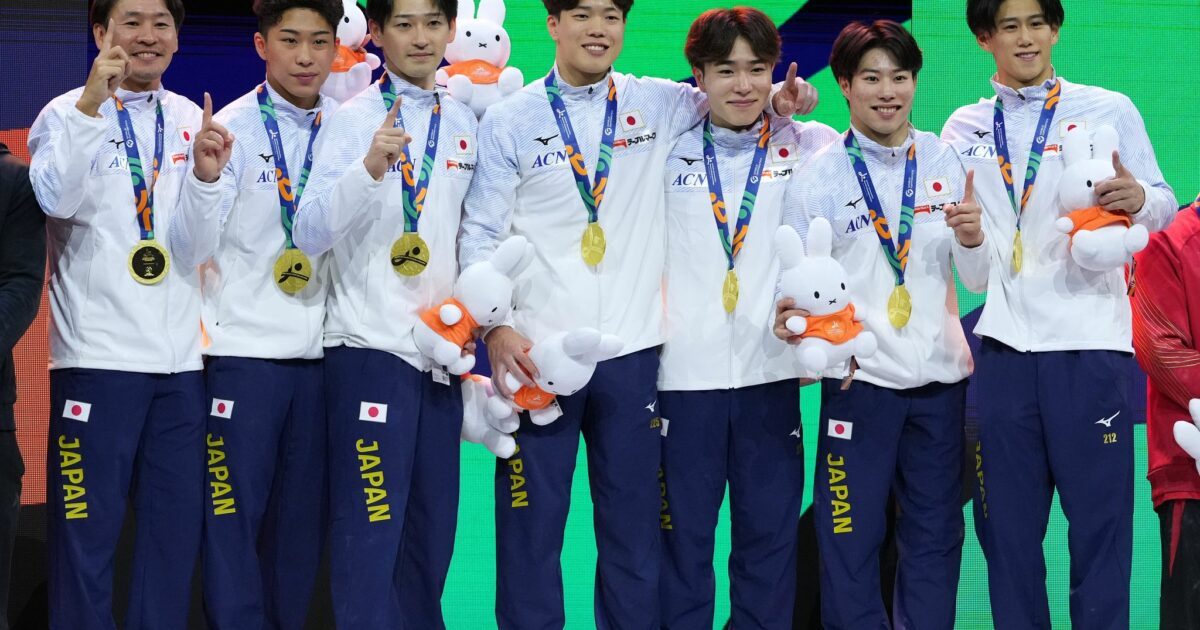 Die japanischen Turner haben bei der WM die Goldmedaille in der Mannschaftswertung gewonnen.