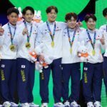 Die japanischen Turner haben bei der WM die Goldmedaille in der Mannschaftswertung gewonnen.