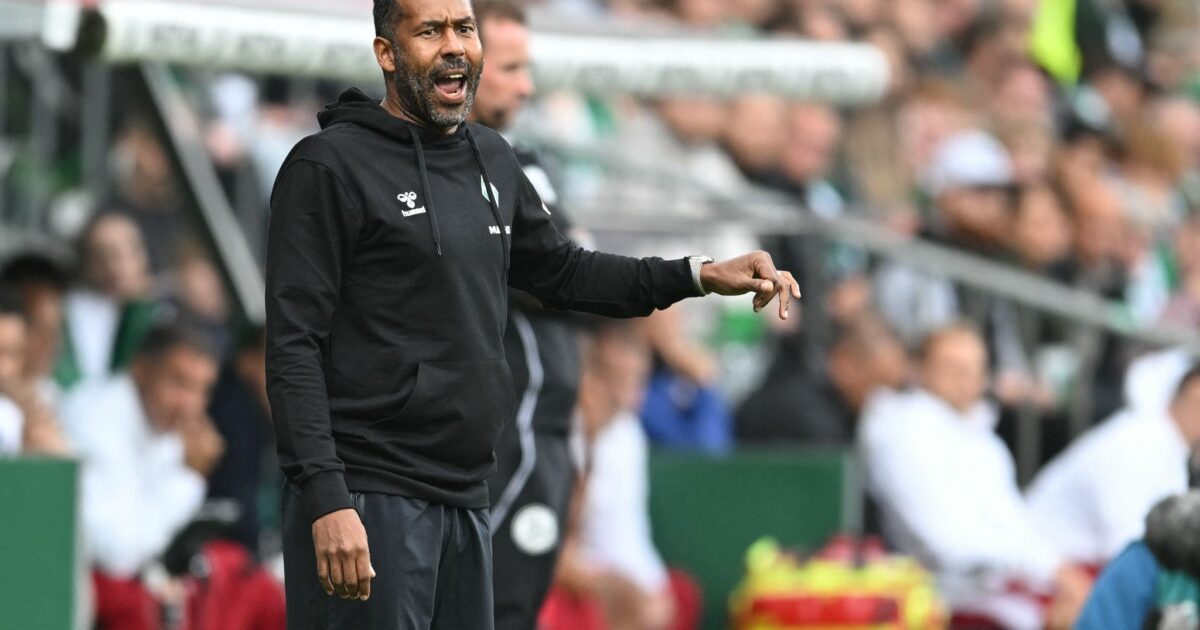 Werder-Coach Daniel Thioune konnte mit der Leistung seines Teams im Testspiel nicht zufrieden sein. (Archivbild)