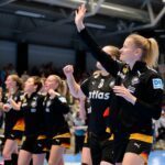Auf die deutschen Handballerinnen warten zwei EM-Härtetests. (Archivbild)