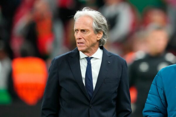 Portugals Nationaltrainer Jorge Jesus hat sein Vorgehen im Eklat um Superstar Cristiano Ronaldo verteidigt.