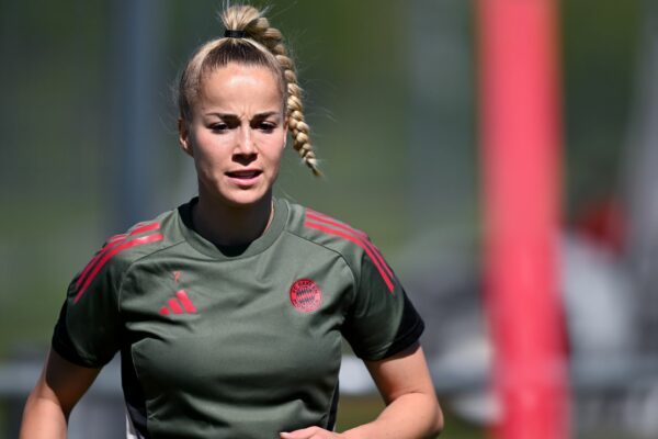 Erst einmal raus: Fußball-Nationalspielerin Giulia Gwinn. (Archivbild)