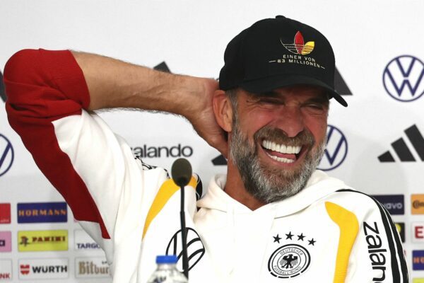 Gute Laune bei Jürgen Klopp.